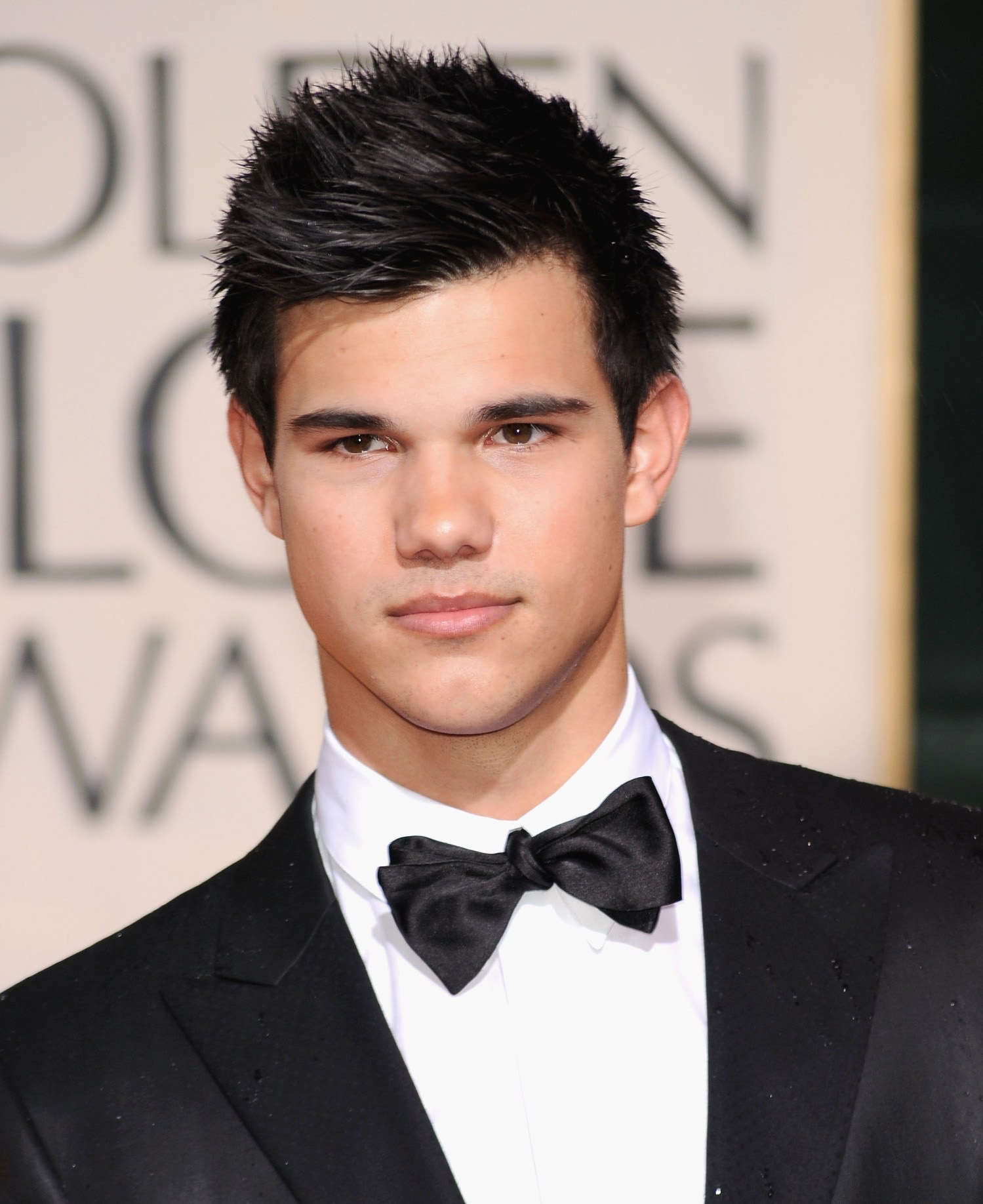 Taylor Lautner music video